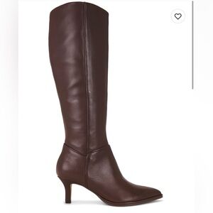 New in Box Dolce Vita Aldy Boot in Chocolate